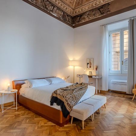 Appartamento Storico In Zona Barberini Rome Exterior photo